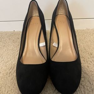 A new day wedges size 10